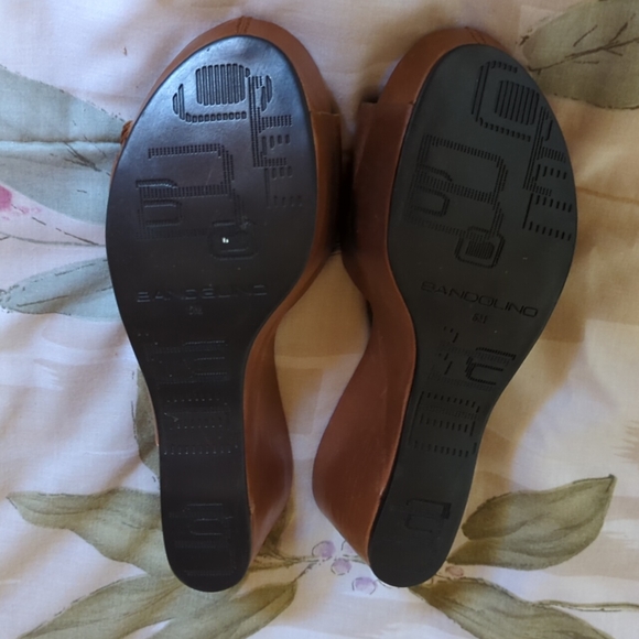 Sandals - Picture 3 of 3